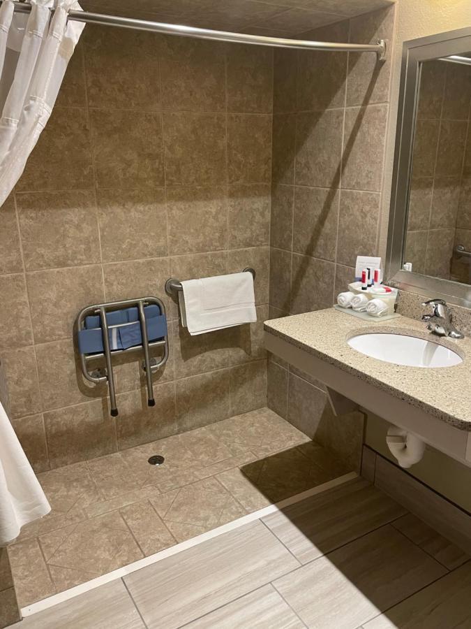 Spark By Hilton La Crosse Onalaska Eksteriør bilde